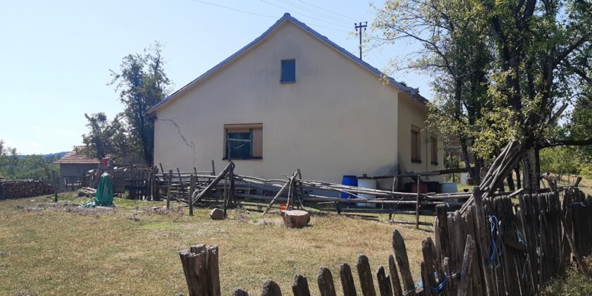 Kuća sa 82 dunuma zemlje Potkozarje, Banja Luka